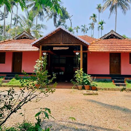 Coffee Island Resort Kaniyāmbetta Eksteriør bilde